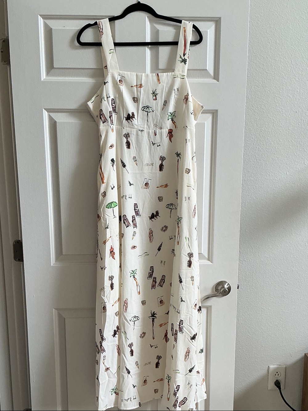 Commense Cream Maxi Sundress with Multicolor Beach Motif